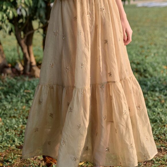 ISO Simple Retro Gwendolyn Embroidery Midi Skirt Size Small or Extra Small - Picture 3 of 4